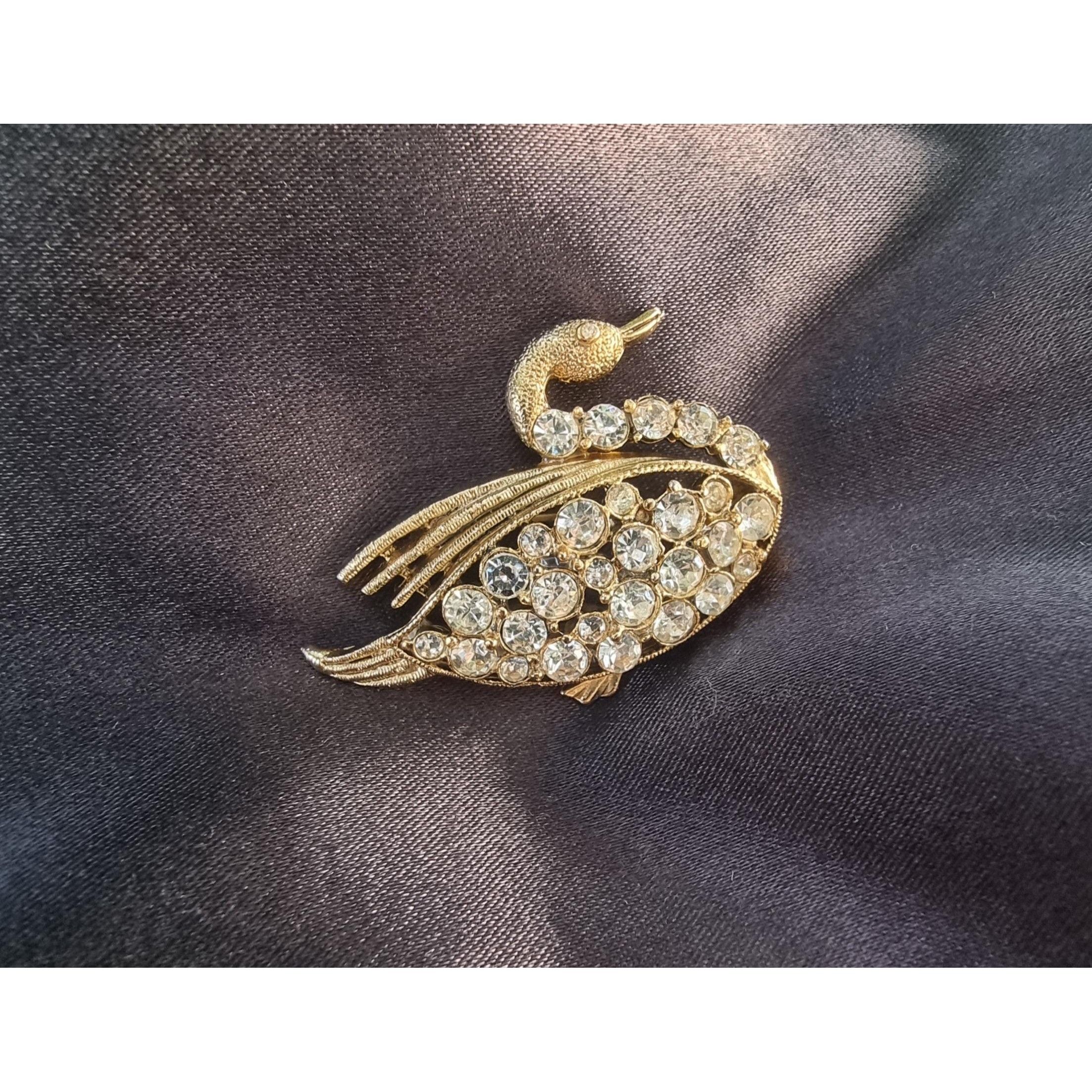 Vintage Vintage Swan Crystal Brooch Size ONE SIZE - 1 Thumbnail