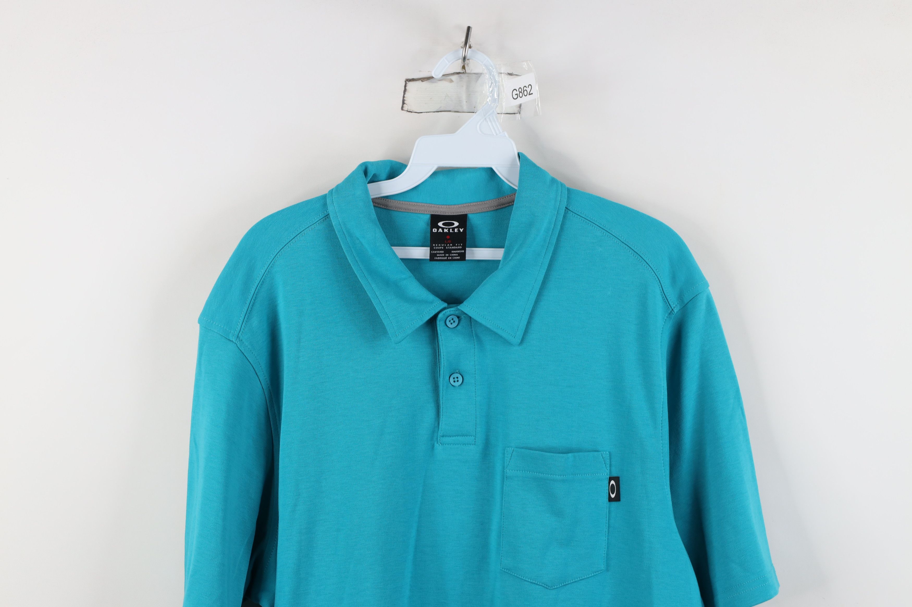 Oakley Vintage Y2K Oakley Logo Soft Touch Collared Golf Polo Shirt Size US L / EU 52-54 / 3 - 2 Thumbnail