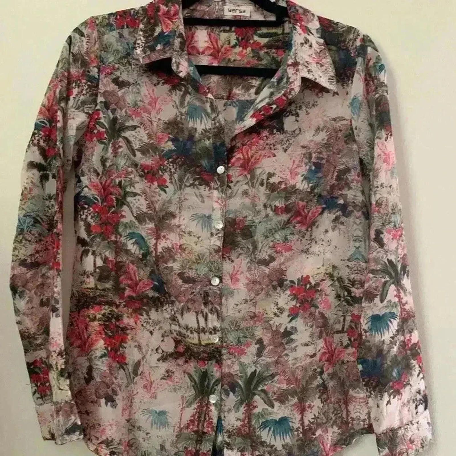 Designer Versatile Floral Print Long Sleeve Shirt by Yerse Size M / US 6-8 / IT 42-44 - 2 Thumbnail