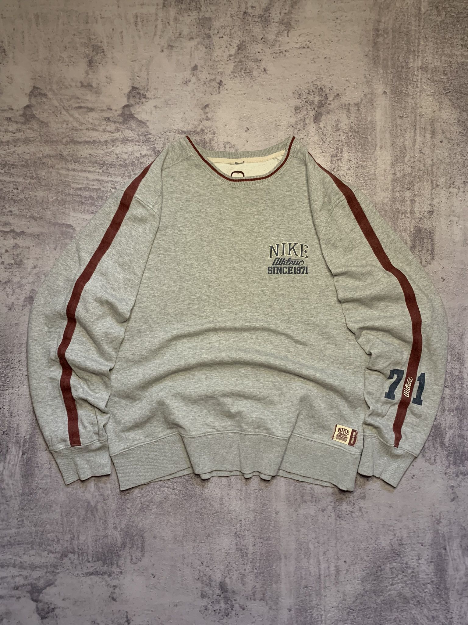 Nike Vintage Nike Sweatshirt Size US L / EU 52-54 / 3 - 1 Thumbnail