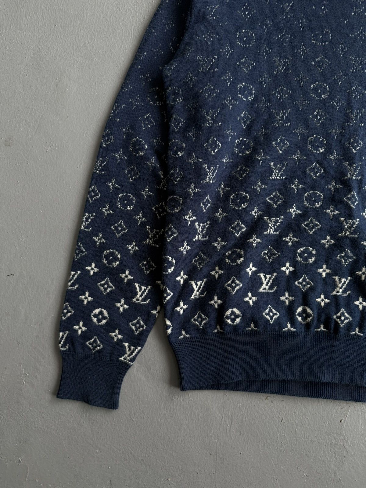 Louis Vuitton - Virgil Abloh Gradient Monogram Crewneck