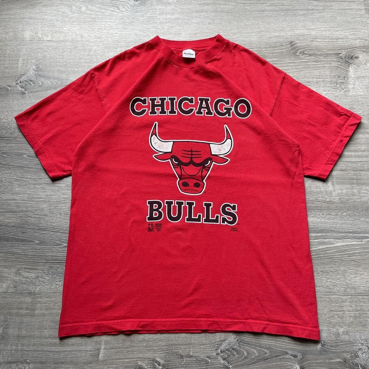 NBA × Vintage Vintage Y2K 90's Chicago Bulls Logo Graphic Tee Size US XL / EU 56 / 4 - 1 Thumbnail