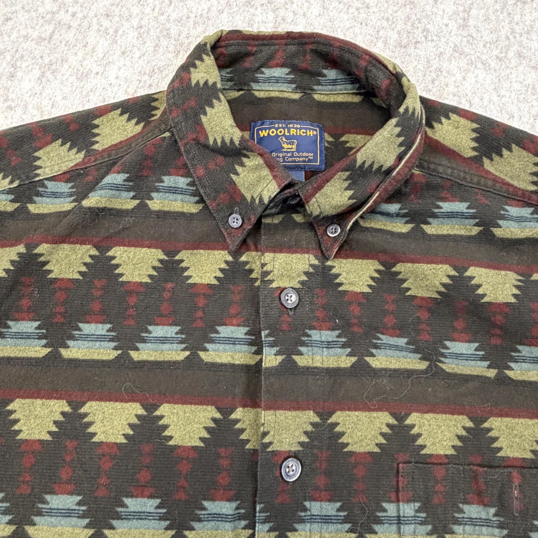 Vintage Woolrich Shirt Mens Large Green Flannel Button-Front Long Sleeve Geometric Southwest Aztec Outdoor Pockets Collared Button-Up - Mens Size US L / EU 52-54 / 3 - 6 Thumbnail