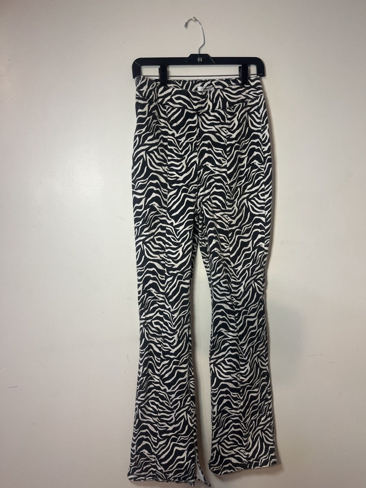 Forever 21 High Waisted Zebra Boot Cut Pants Size 31" - 2 Thumbnail