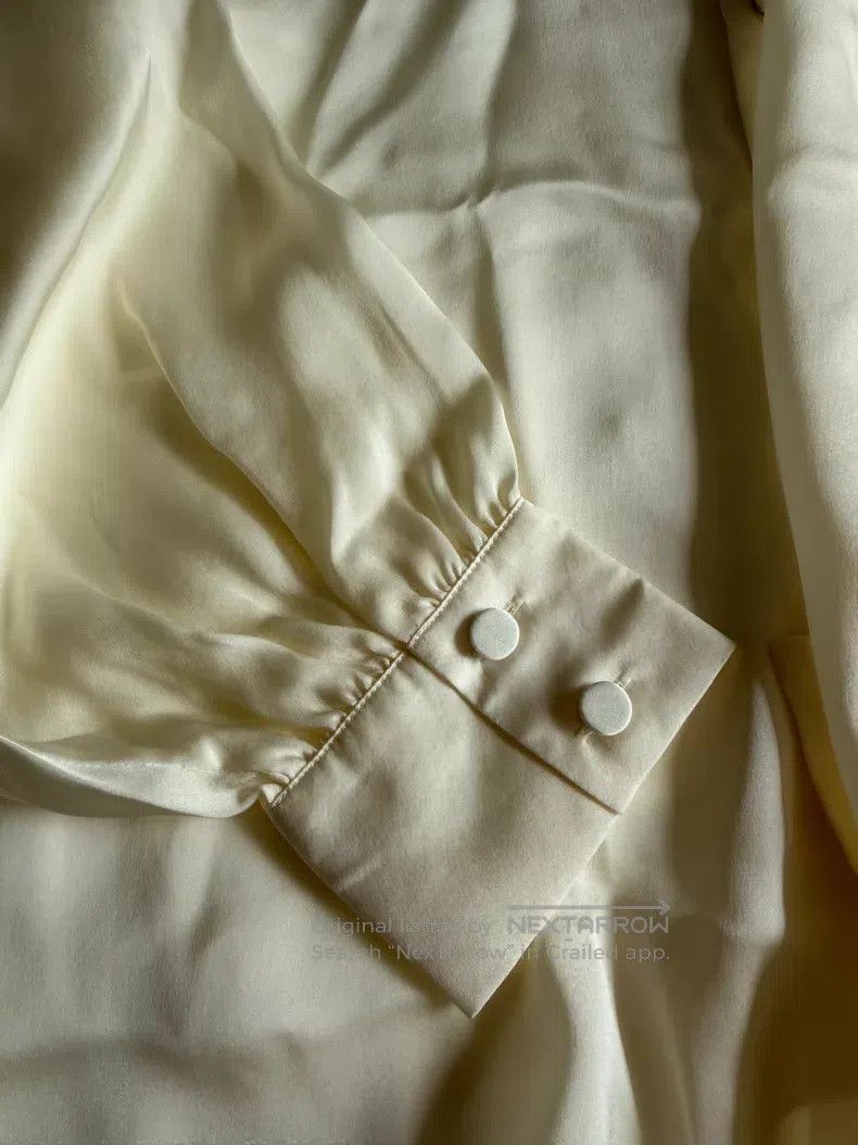 Saint Laurent Paris Saint Laurent Paris size 39 Silk Shirt Size US S / EU 44-46 / 1 - 5 Thumbnail