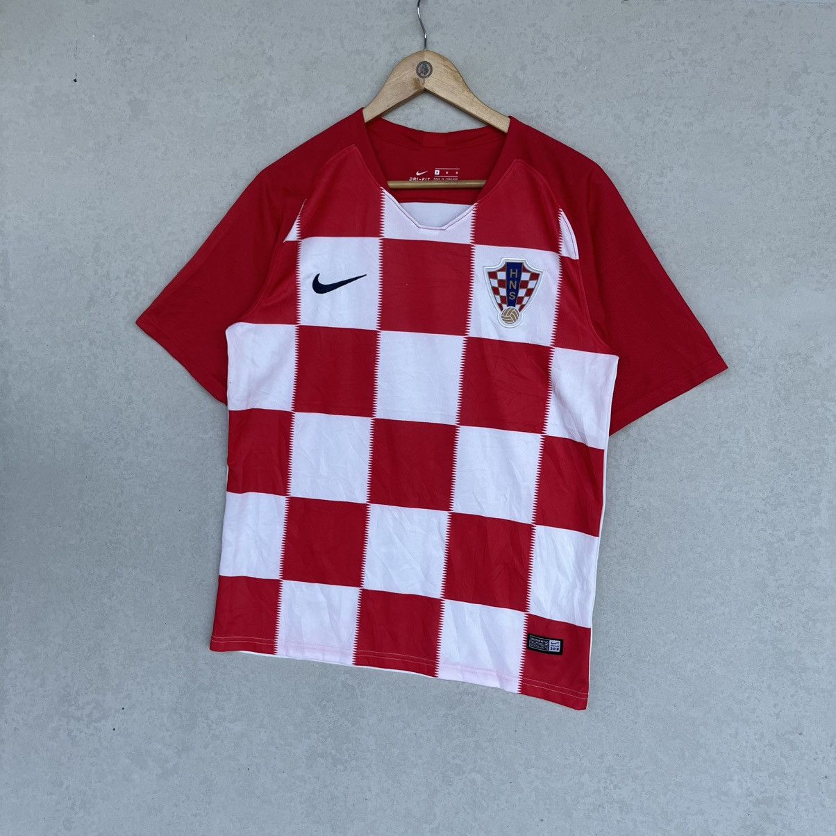 Other Vintage Nike Croatia Red Football Shirt Size S Size US S / EU 44-46 / 1 - 2 Thumbnail
