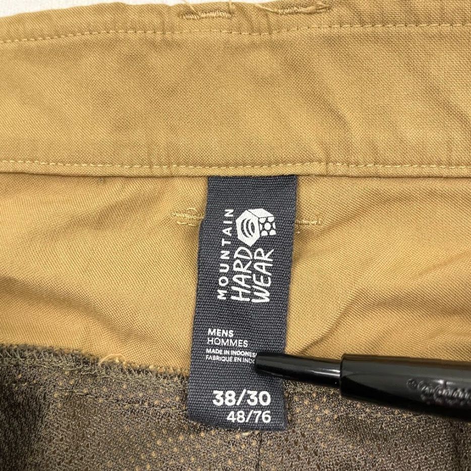Mountain Hardwear Mountain Hardwear AP Pants Mens 38 x 27 Straight Brown Active Hiking Stretch Khakis Casual Workwear Pants Mens 38 Brown Size US 38 / EU 54 - 2 Thumbnail