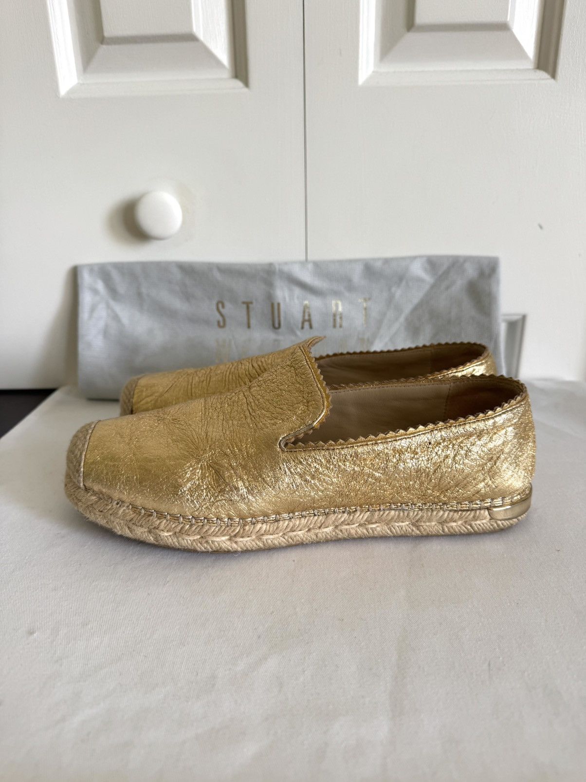 Stuart Weitzman STUART WEITZMAN Gold Leather Espadrille Flats 8.5 Size US 8.5 / IT 38.5 - 1 Thumbnail