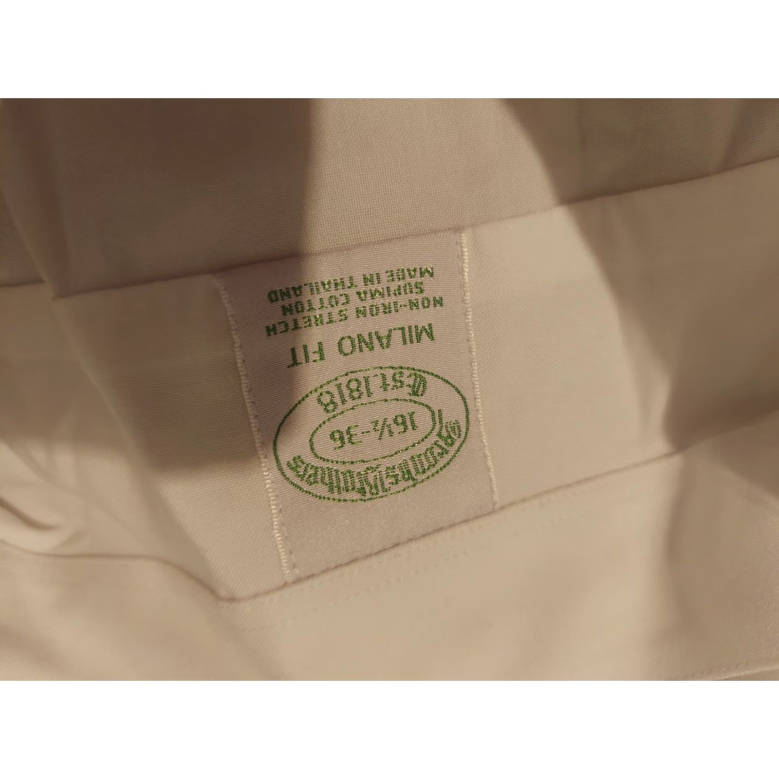 Brooks Brothers VINTAGE Brooks Brothers Dress Shirt Mens 16.5 36 White Cotton Button Shirt Mens Regular 16.5 36 White Size 46R - 3 Thumbnail