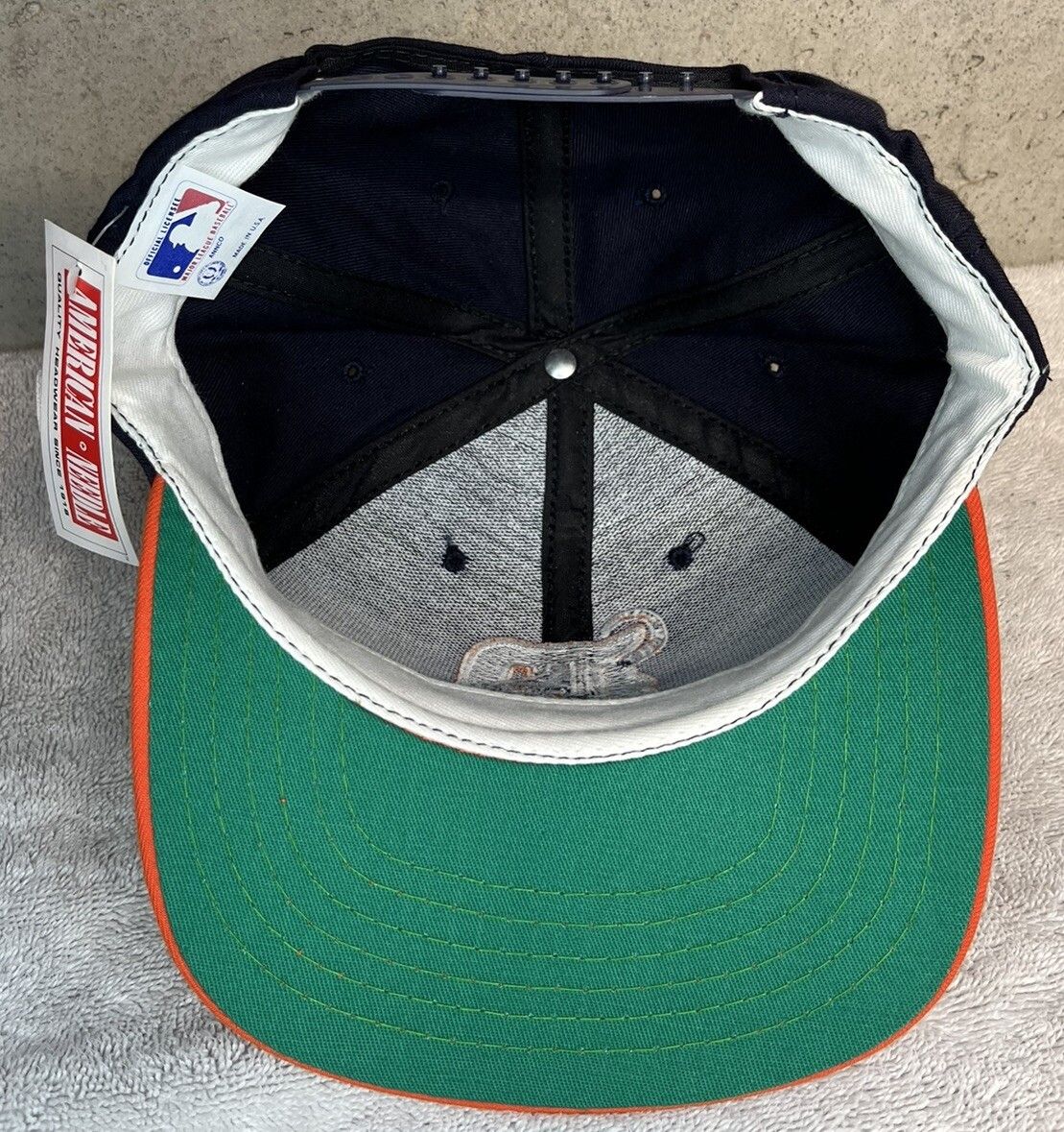 MLB Vintage NWT Detroit Tigers Black Snapback Hat MLB Retro Logo Size ONE SIZE - 6 Thumbnail