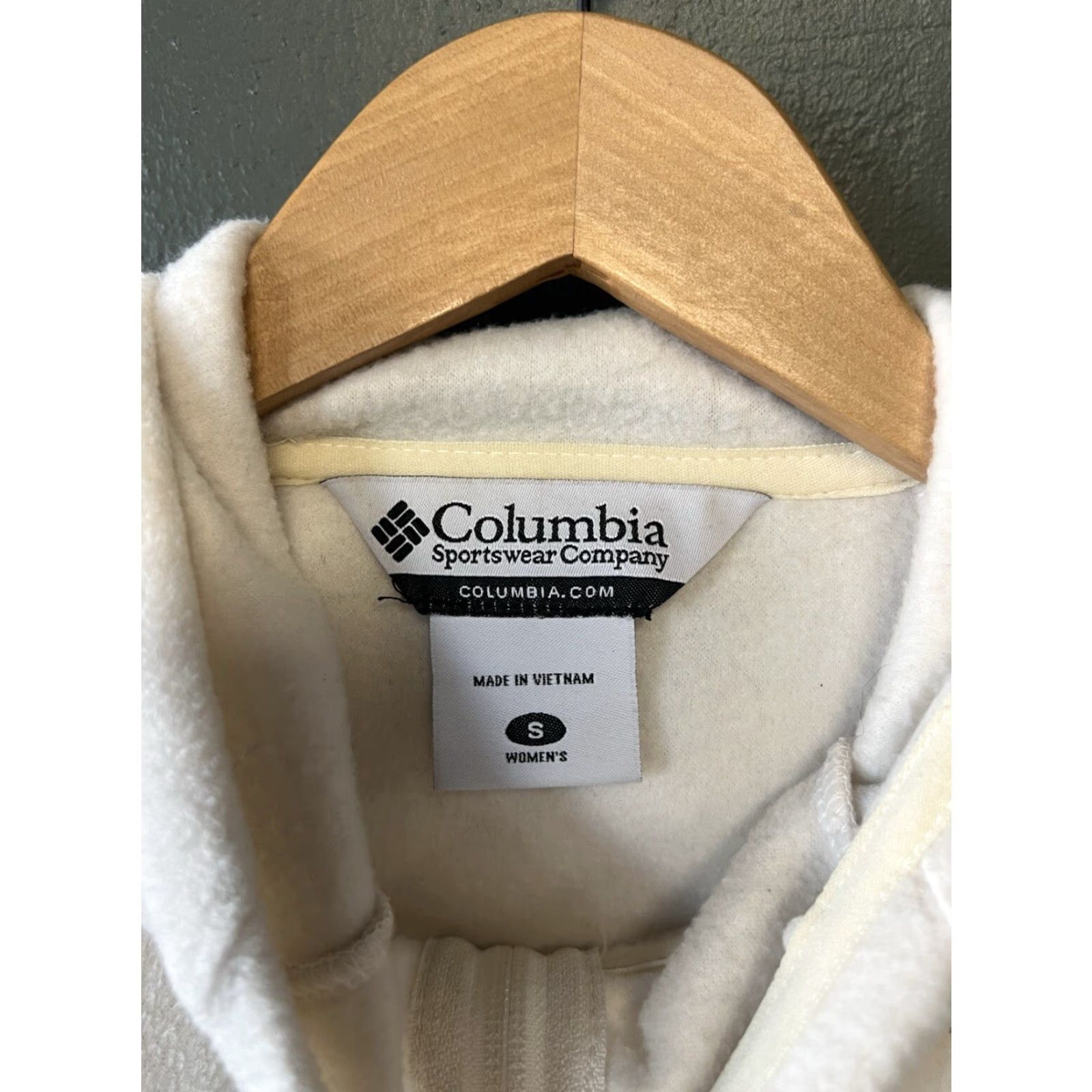 Vintage Columbia Womens Hoodie Full Zip Sweatshirt Beige Size S Regular Lined Fleece Logo Mock Neck Activewear Runtime: Outdoor Womens Size S / US 4 / IT 40 - 3 Thumbnail