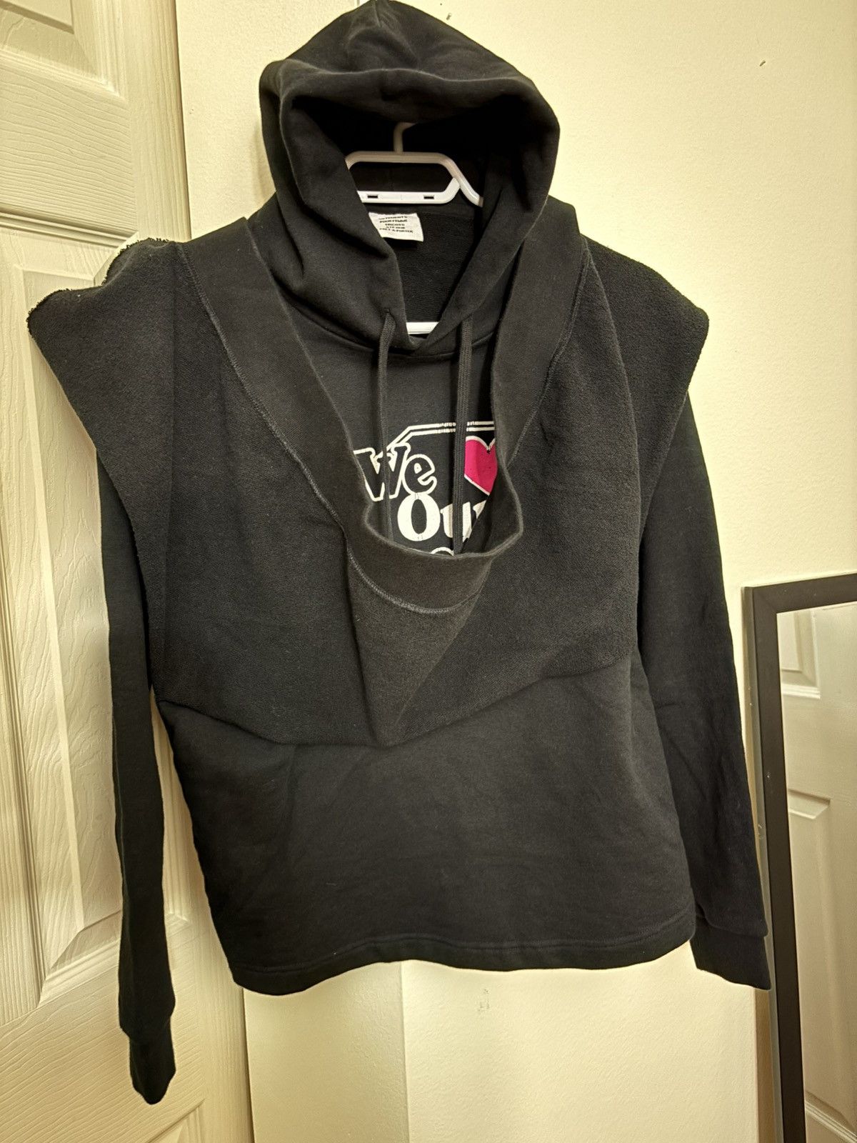 Vetements VETEMENTS Paris WE LOVE OUR HOMETOWN BLK Women's Pullover Size XS / US 0-2 / IT 36-38 - 3 Thumbnail