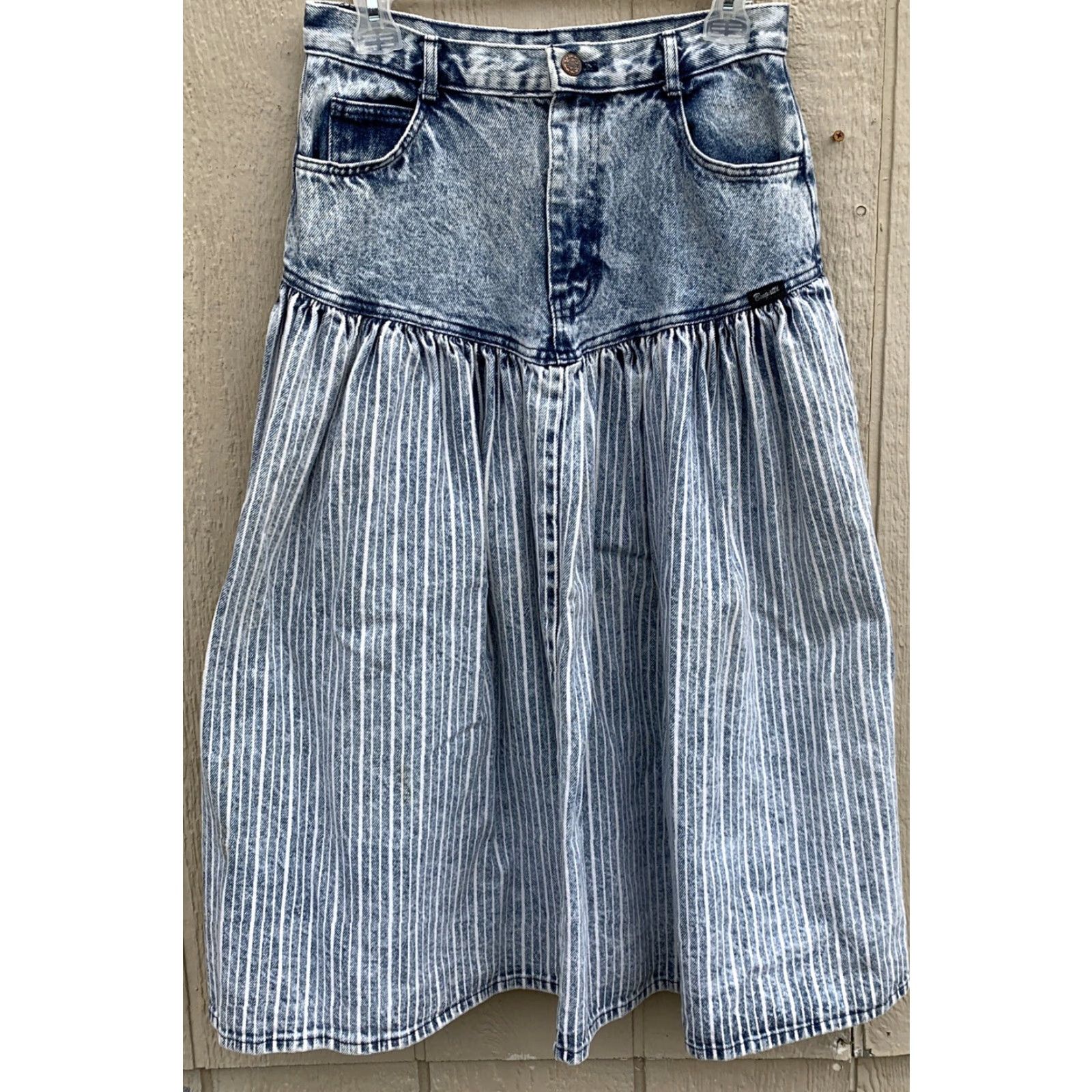 Bugatti VINTAGE Bugatti High Waist Denim Skirt Acid Wash Striped 1980s 28” Waist Blues New Wave Denim Skirt Women? Size 28" / US 6 / IT 42 - 5 Thumbnail