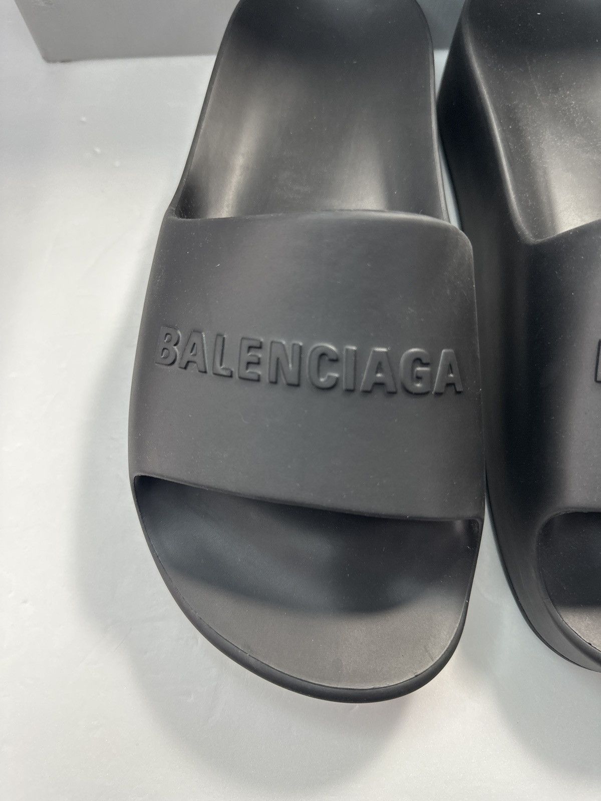 Balenciaga Balenciaga WOMEN'S CHUNKY SLIDE SANDAL IN BLACK rubber Size US 11 / IT 41 - 12 Thumbnail