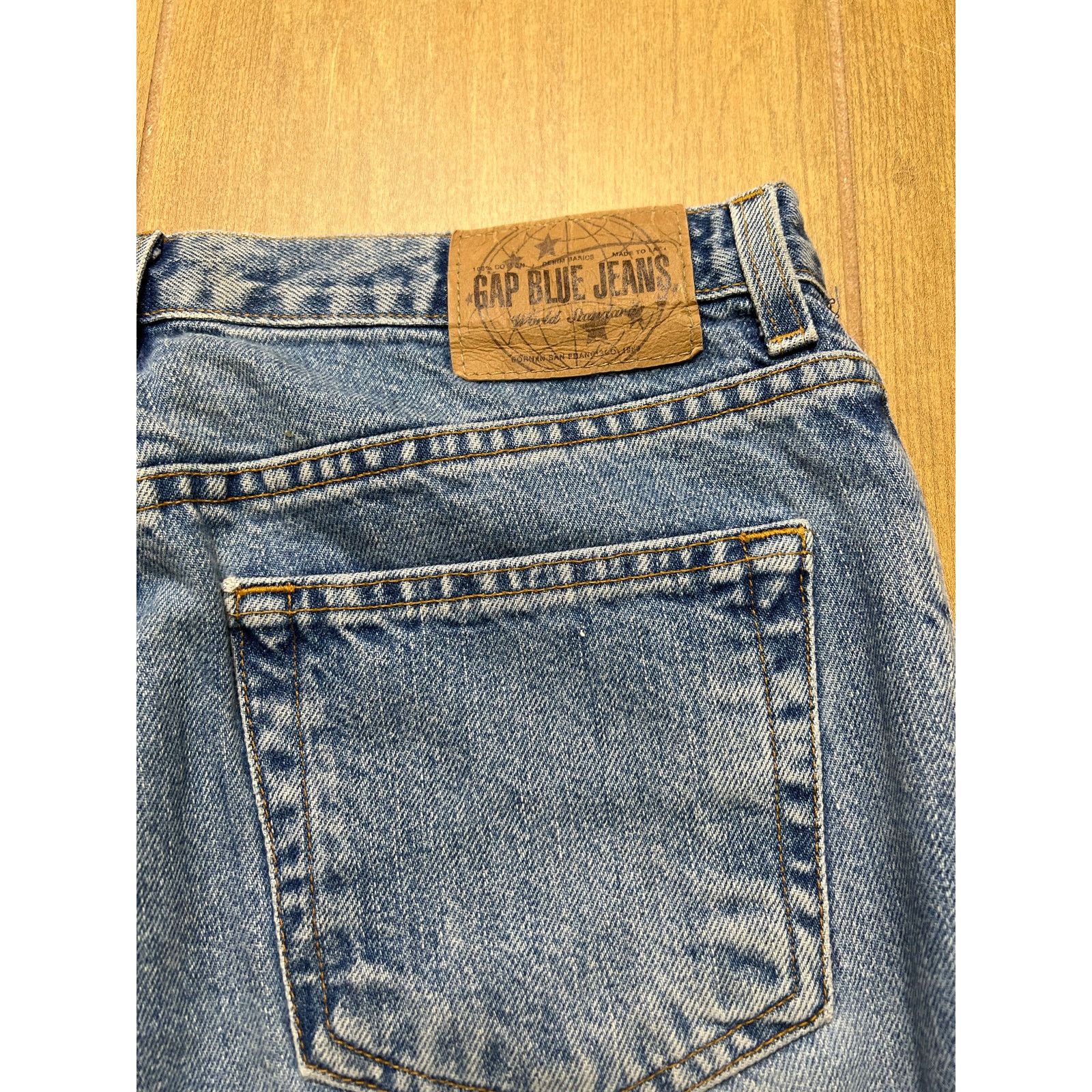Gap Vintage 90s Medium Wash Gap Jeans Sz 32x30 Tag Sz 12 Size 34" / US 12 / IT 48 - 10 Thumbnail