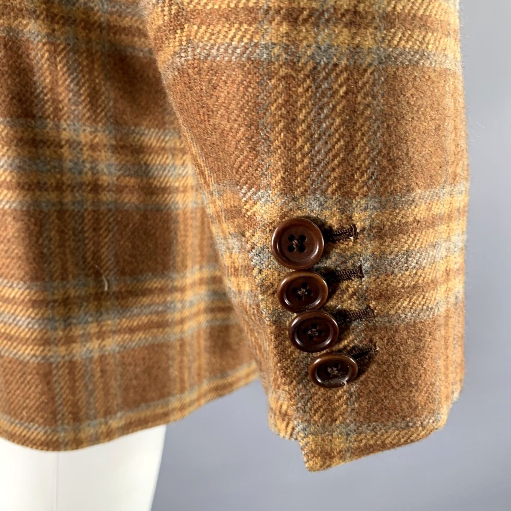 Camel BORRELLI Brown Camel Plaid Cashmere Sport Coat 44 Mens Size US S / EU 44-46 / 1 - 5 Thumbnail