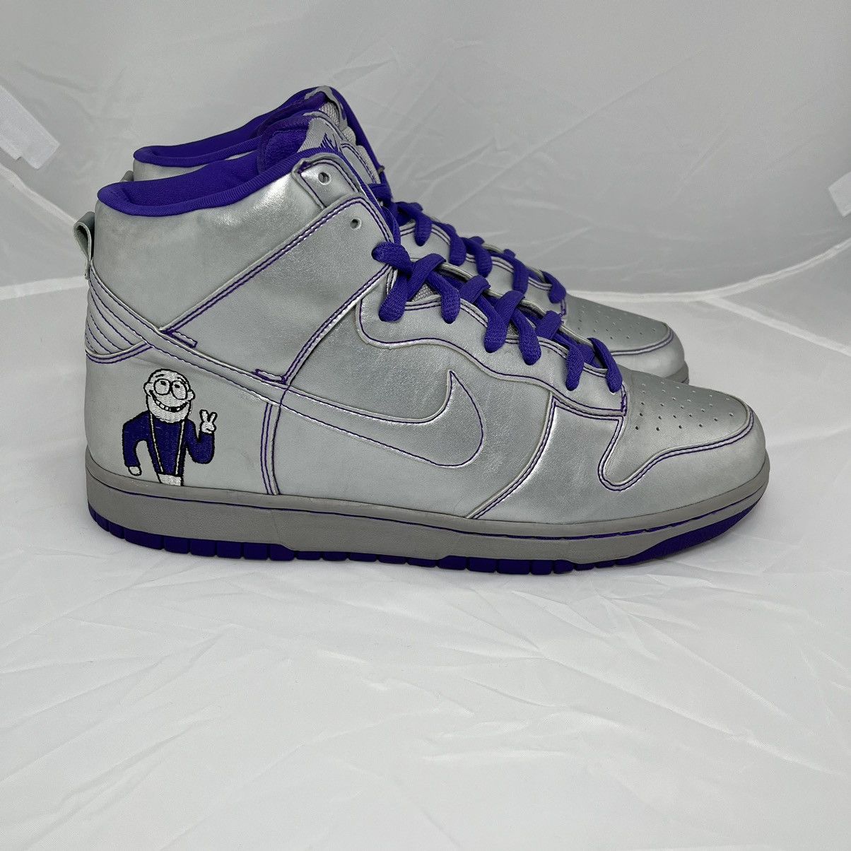 Nike Rare!🔥 Size 12 Nike Dunk High Premium SB Dinosaur Jr Size US 12 / EU 45 - 1 Thumbnail
