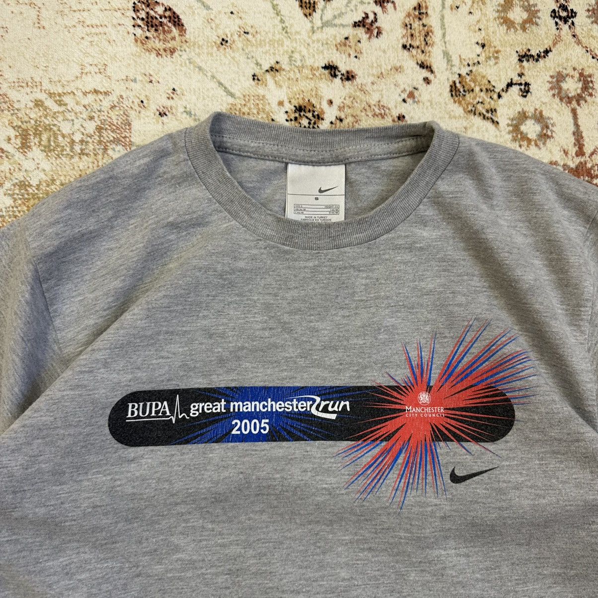 Nike × Vintage Vintage Nike Manchester City Council T-shirts Run 90s Y2K Size US S / EU 44-46 / 1 - 5 Thumbnail