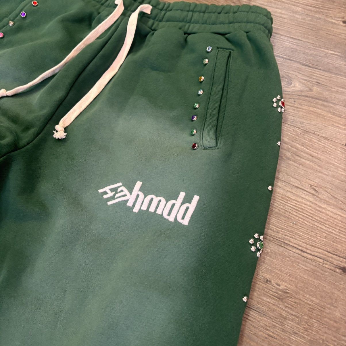 HMDD HMDD Green Flower Cuffed Sweatpants Size US 36 / EU 52 - 3 Thumbnail