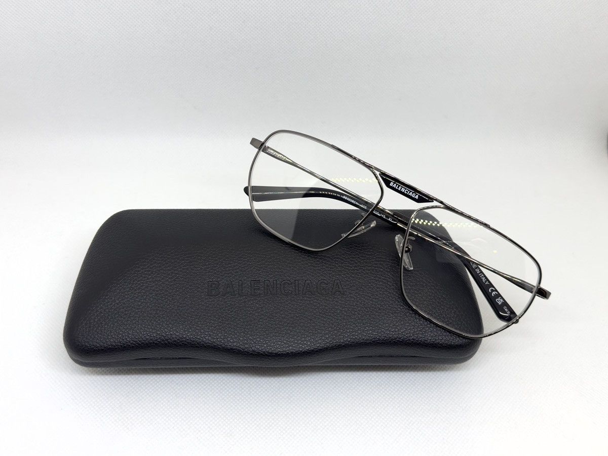 Vintage BALENCIAGA SUNGLASSES BB0298SA 004 61 Size ONE SIZE - 4 Thumbnail