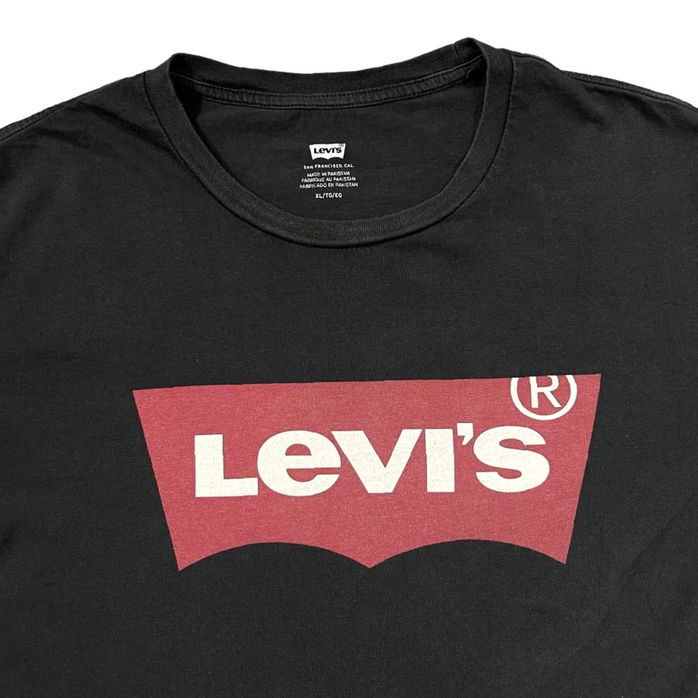Levi's Levi's Classic Red Tab Big Logo Spellout Graphic Black Short Sleeve T-Shirt XL Men Regular Crew Neck Size XL Size US XL / EU 56 / 4 - 3 Thumbnail