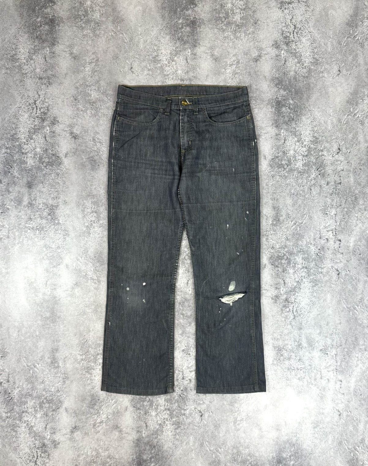 Carhartt Vintage Carhartt Distressed Denim USA Hype Flared Jeans Size 30" / US 8 / IT 44 - 2 Thumbnail