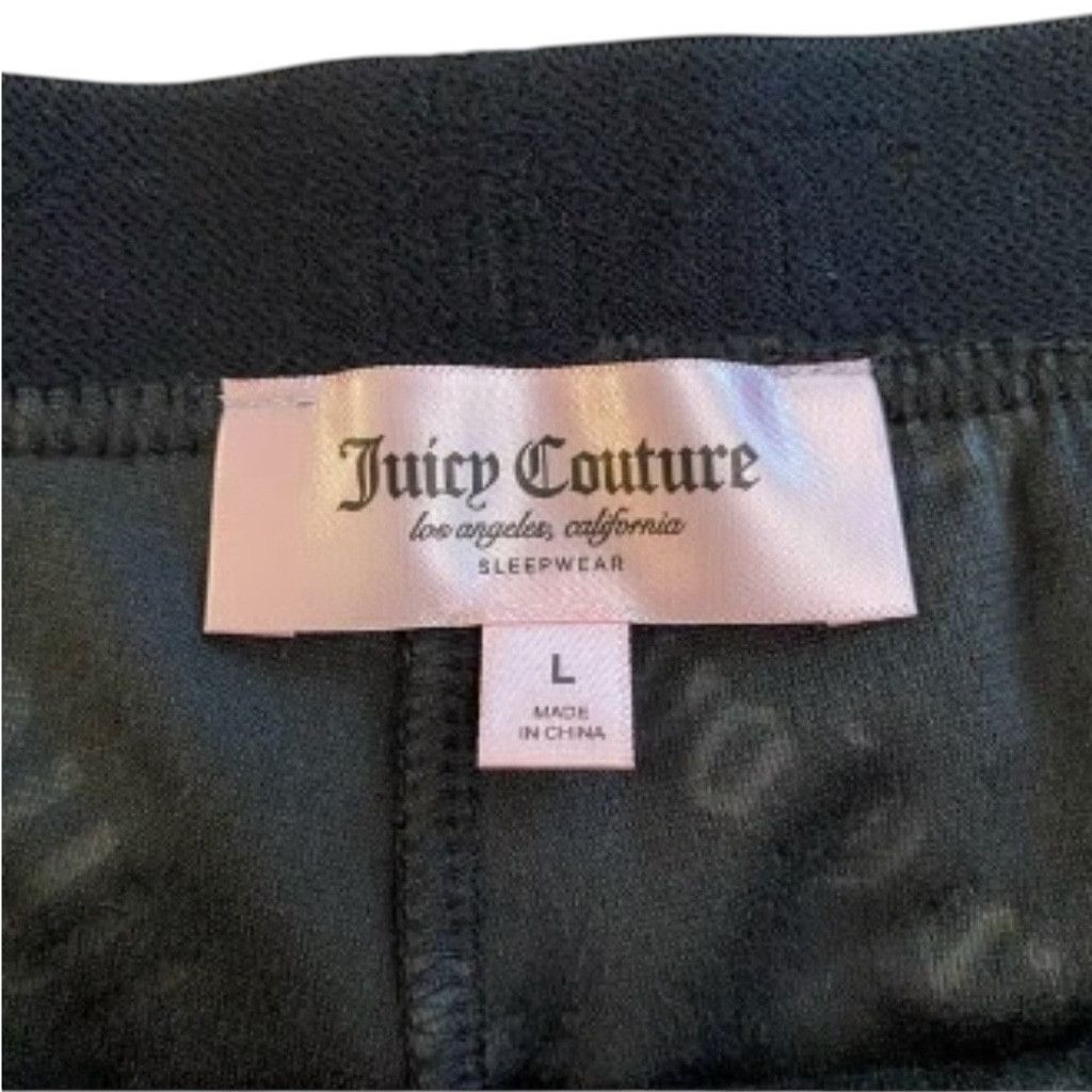 Juicy Couture Juicy Couture BLACK Velour SZ L Juicy Short Embossed Logo Size 30" / US 8 / IT 44 - 3 Thumbnail