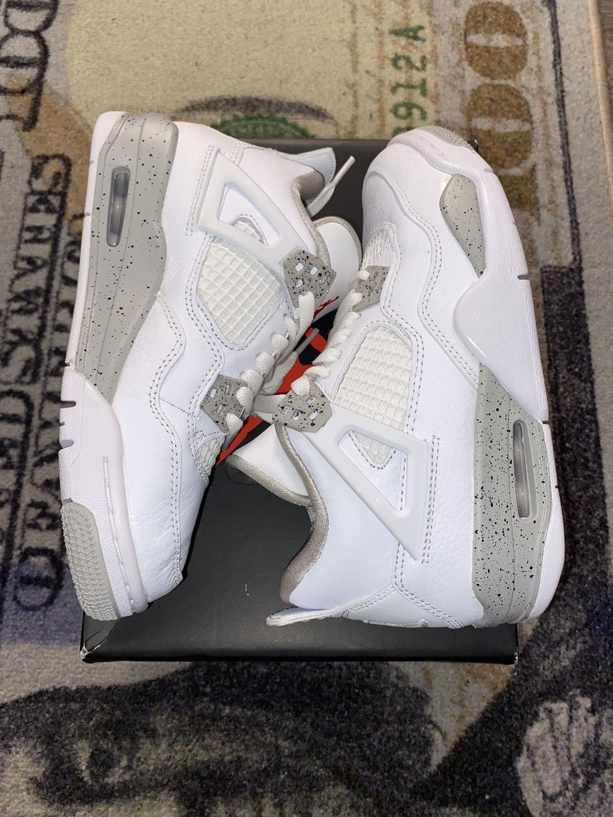 Jordan Retro White Oreo (2021) 4Y Grade School