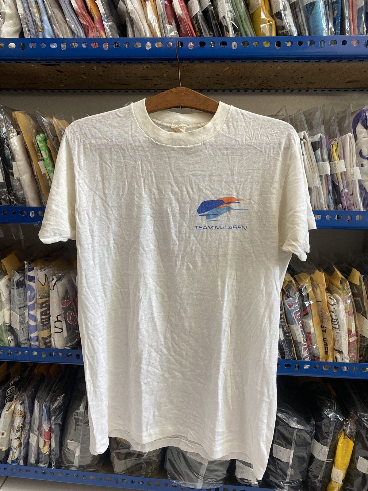 Vintage VINTAGE DISTRESSED 80’s TEAM MCLAREN TSHIRT Size US S / EU 44-46 / 1 - 1 Thumbnail