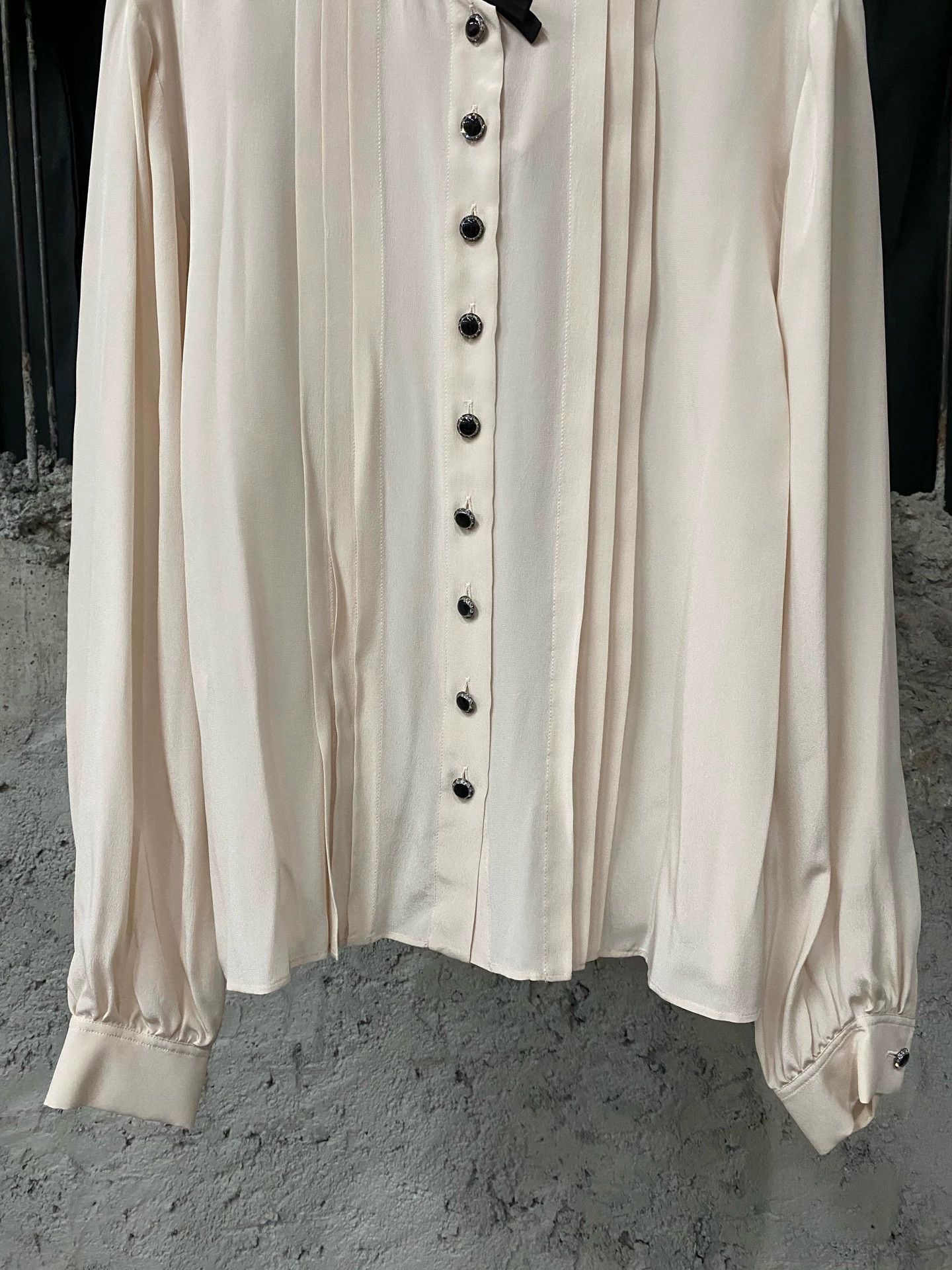 Miu Miu MIU MIU Women's Shirt 40 New Size M / US 6-8 / IT 42-44 - 4 Thumbnail
