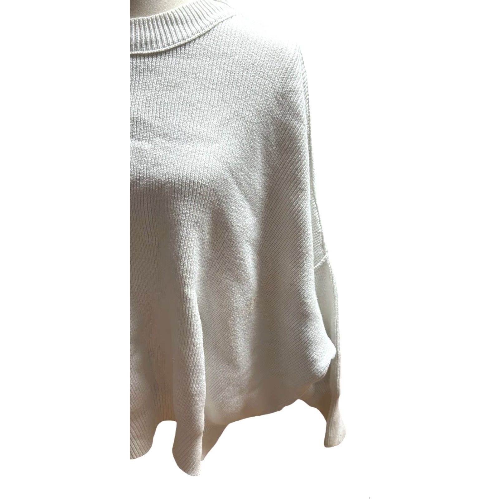 Free People Free People Womens Cotton Long Sleeve Cropped Boxy Sweater White Size Large Read Size L / US 10 / IT 46 - 2 Thumbnail