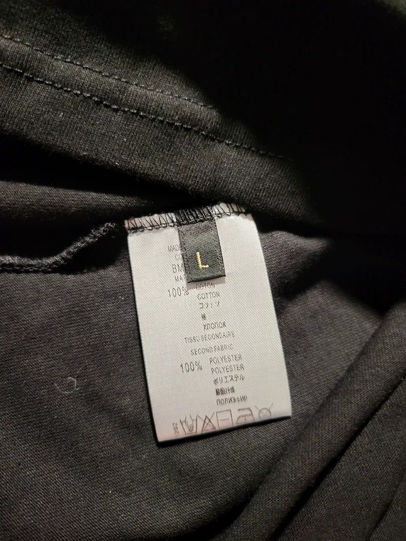 Givenchy Givenchy Short-sleeved T-shirt with an unbeatable and styl Size US L / EU 52-54 / 3 - 3 Thumbnail