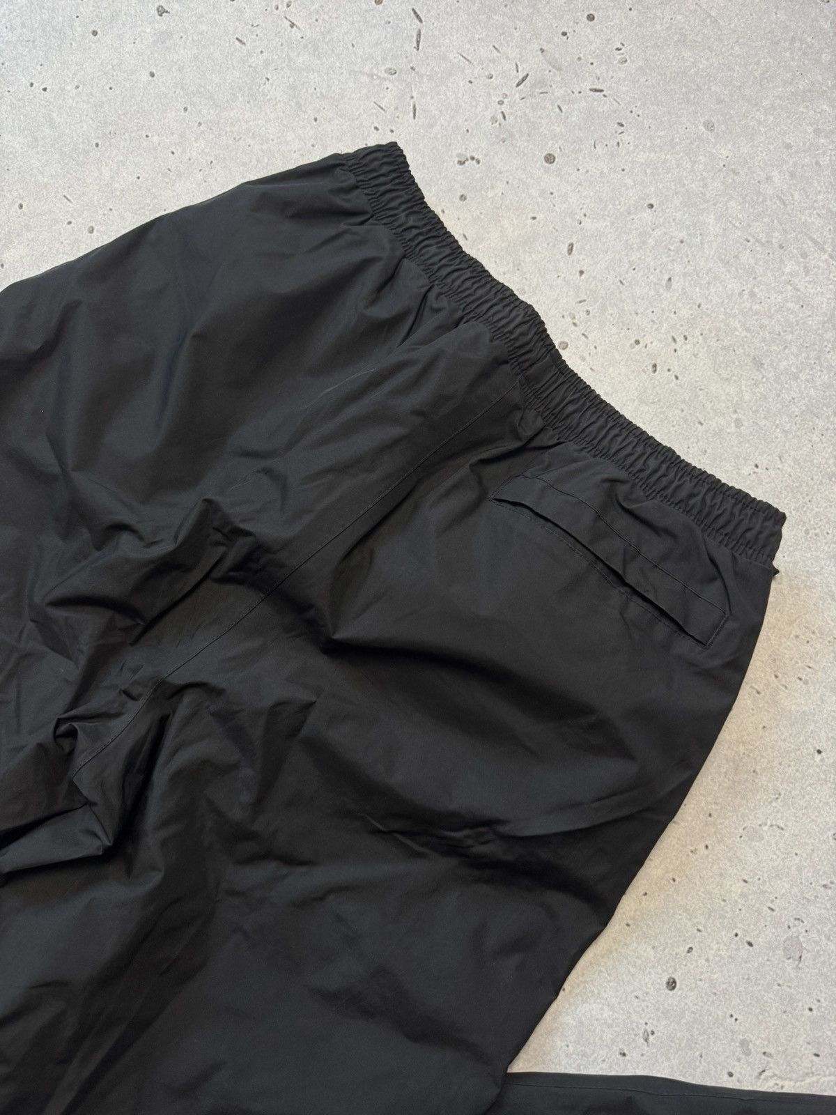 Nike Nike Swoosh Nylon Drill Track Pants Y2K If Six Was Nine Size US 32 / EU 48 - 5 Thumbnail