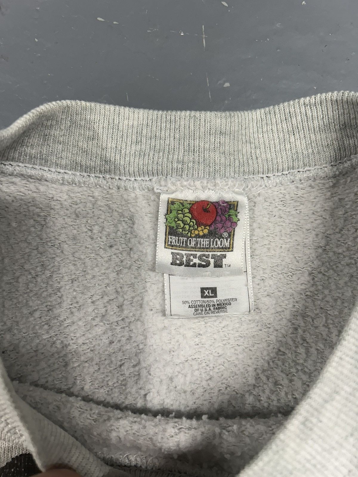 Vintage Crazy Vintage 90s Essential Grey Wolf Crewneck Sweatshirt Size US L / EU 52-54 / 3 - 3 Thumbnail