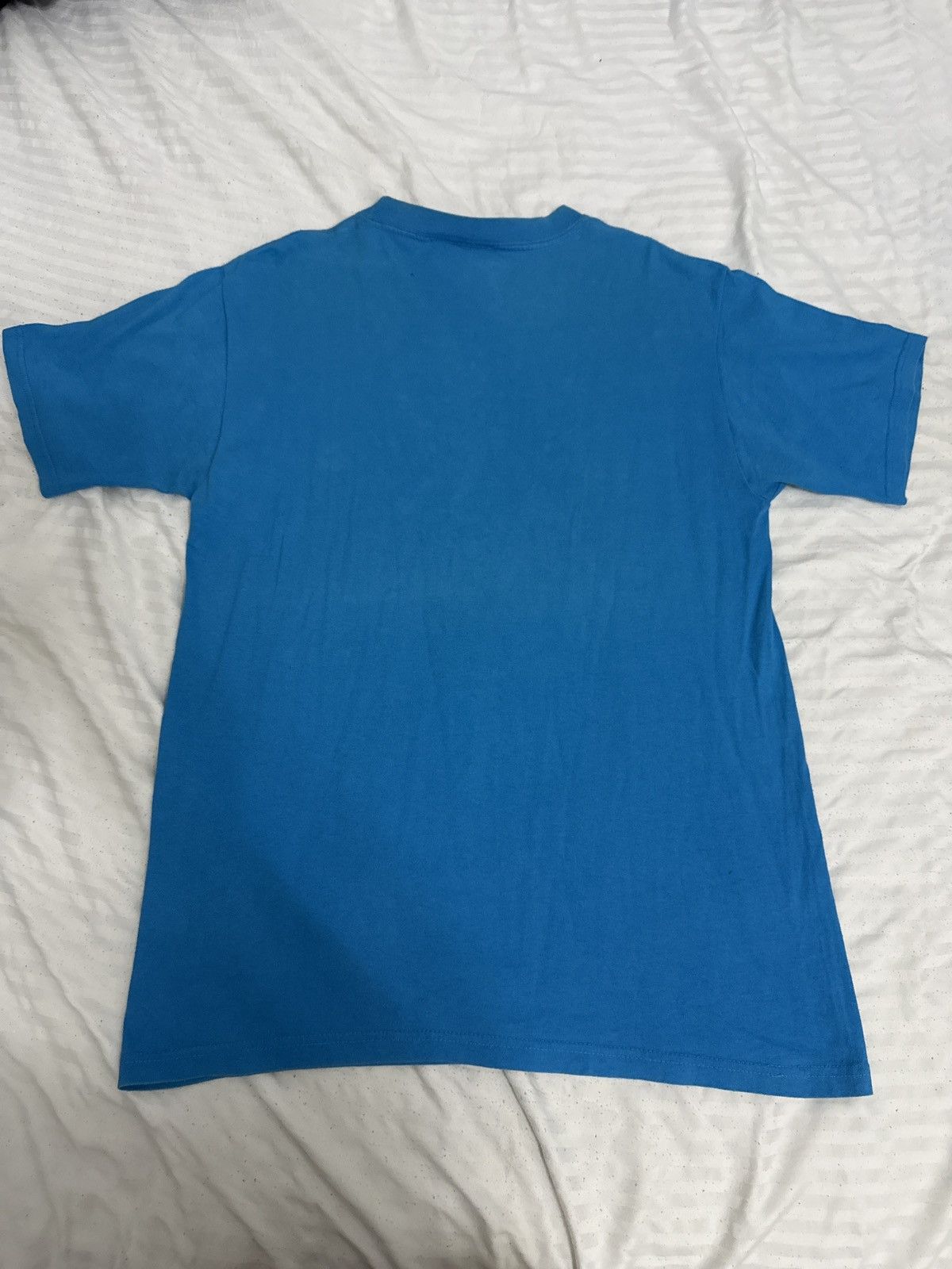 Vintage 90s TAZ Tee USA Made M - Back Hole & Vintage Cracks Size US M / EU 48-50 / 2 - 9 Thumbnail