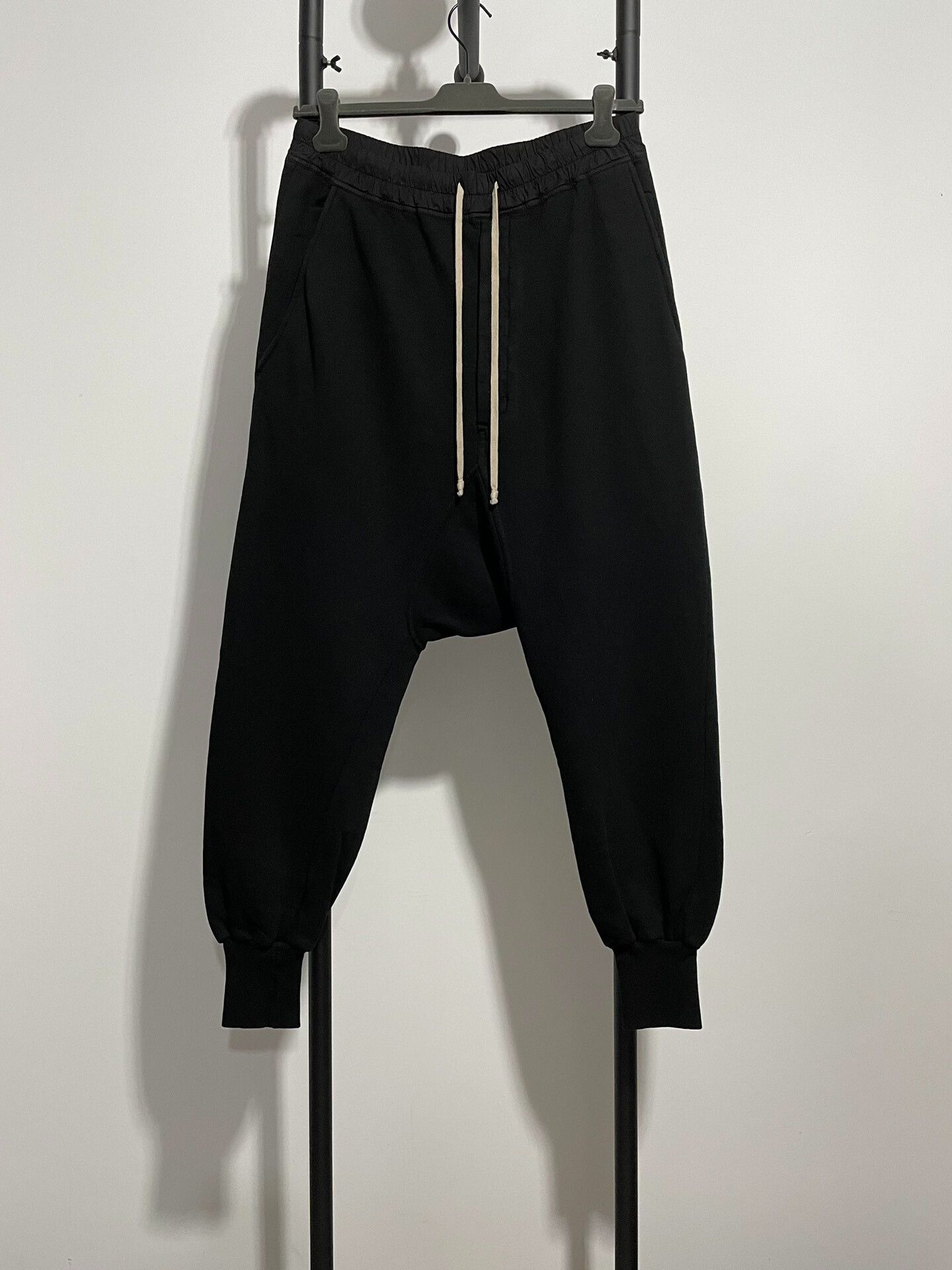 Rick Owens black rick owens harem pants Size US 27 - 1 Thumbnail