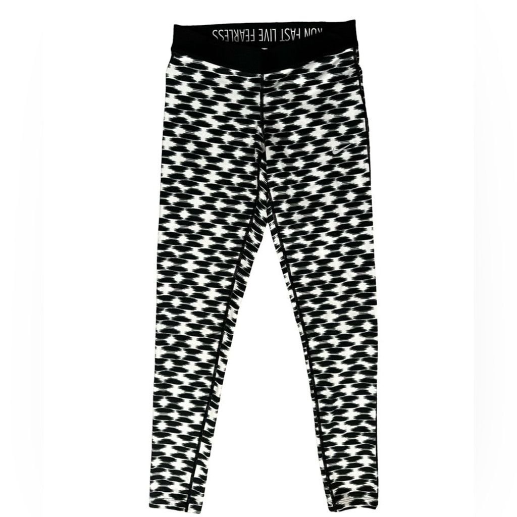 Nike NIKE Dri-Fit Relay Reflective Crop Legging Womens Size S. Size 24" / US 00 / IT 34 - 3 Thumbnail