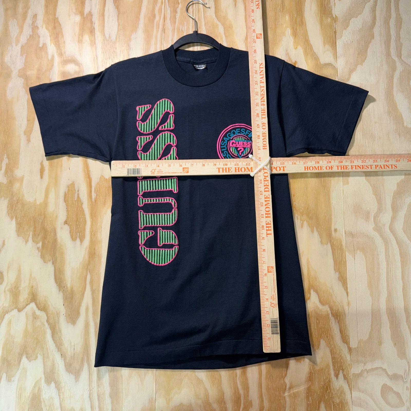 Guess Vintage Y2K guess USA made 80s / 90s throwback neon t-shirt Size US M / EU 48-50 / 2 - 4 Thumbnail
