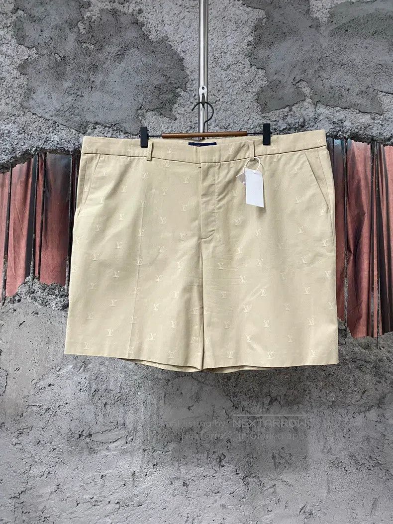 Louis Vuitton Louis Vuitton size US 60 shorts Size US 44 / EU 60 - 1 Thumbnail