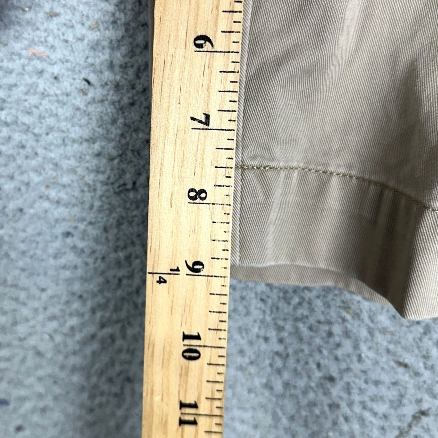 Polo Ralph Lauren Polo Ralph Lauren Shorts Mens 35 Beige Classic Chino Flat Front Casual Waist 35 Inseam 9 Beig e Cotton Solid Logo Pockets Khakis Size US S / EU 44-46 / 1 - 7 Thumbnail