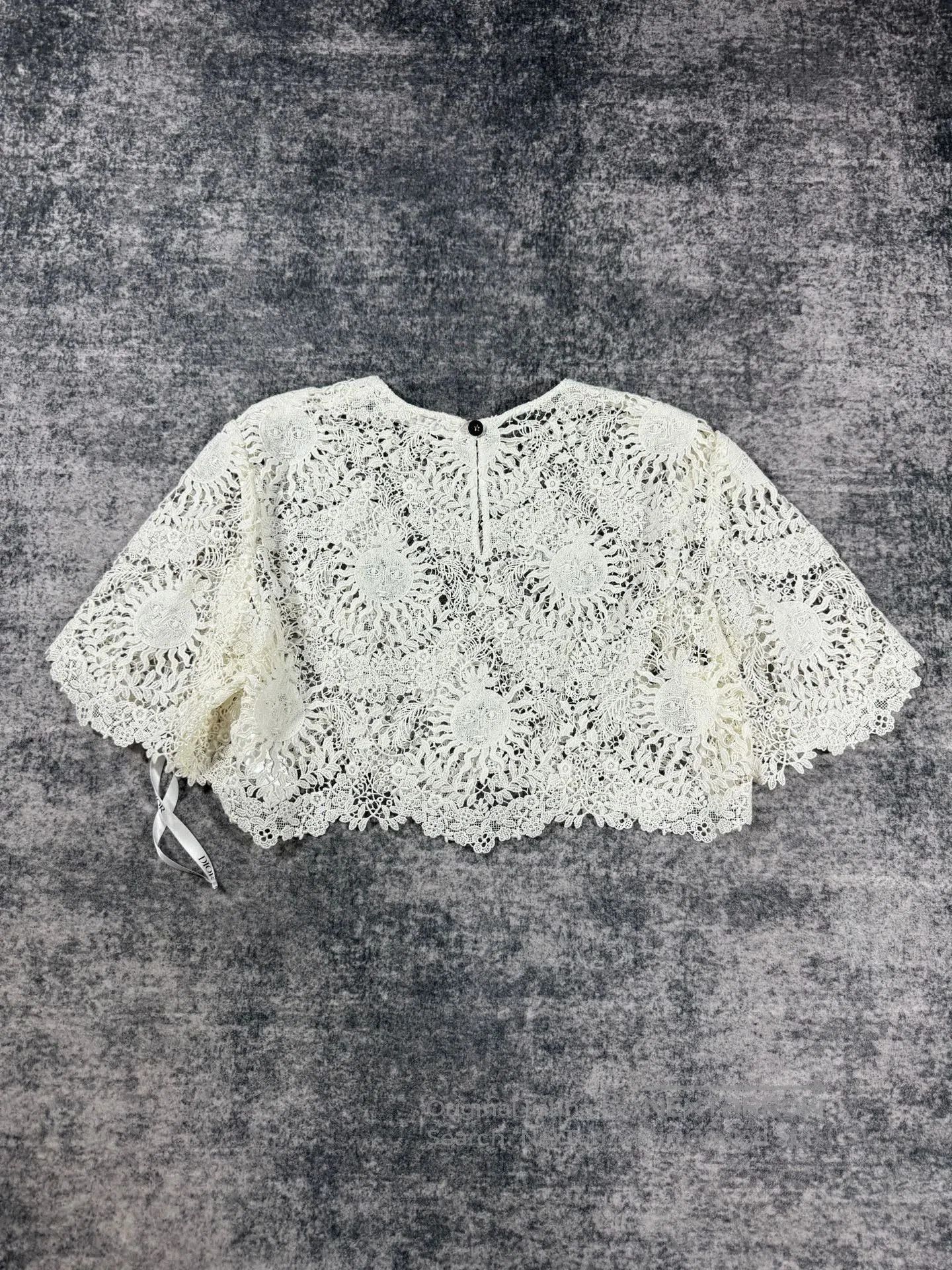 Dior dior latest white lace top. Size US M / EU 48-50 / 2 - 2 Thumbnail