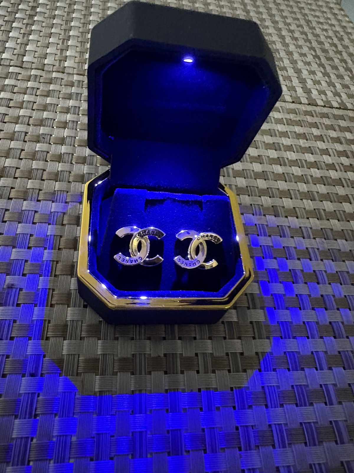 Chanel Chanel Vintage Gold Plated Stud Earrings Size ONE SIZE - 2 Thumbnail
