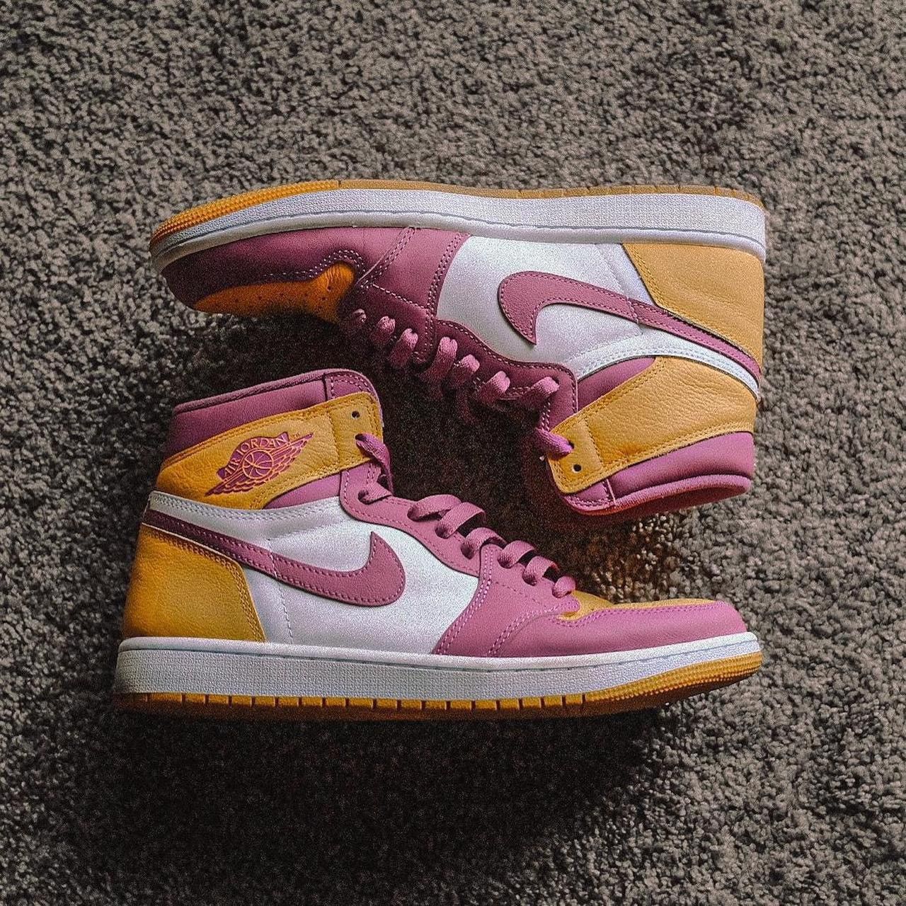 Nike Air Jordan 1 Retro High OG ‘Brotherhood’ Size US 9 / EU 42 - 4 Thumbnail