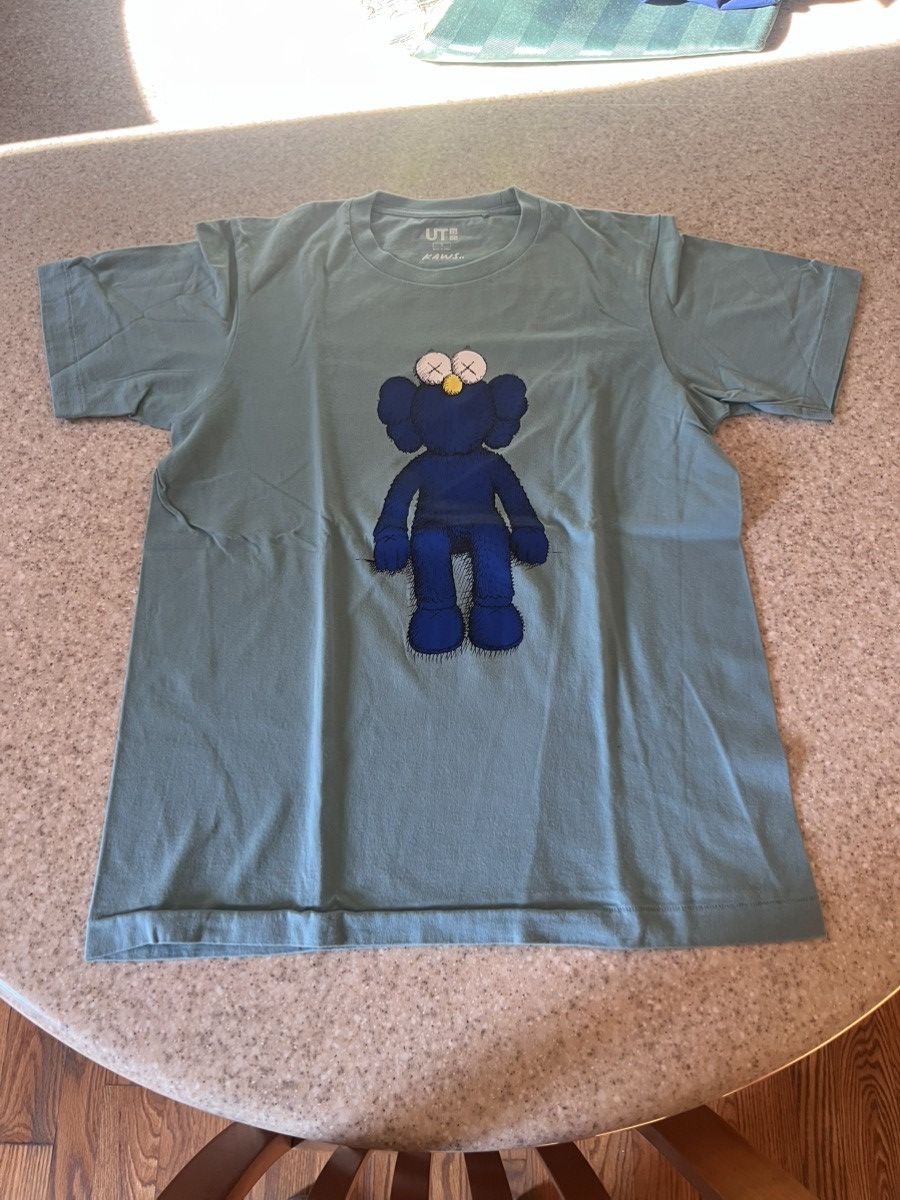 Kaws × Uniqlo Uniqlo kaws tee Size US S / EU 44-46 / 1 - 1 Thumbnail