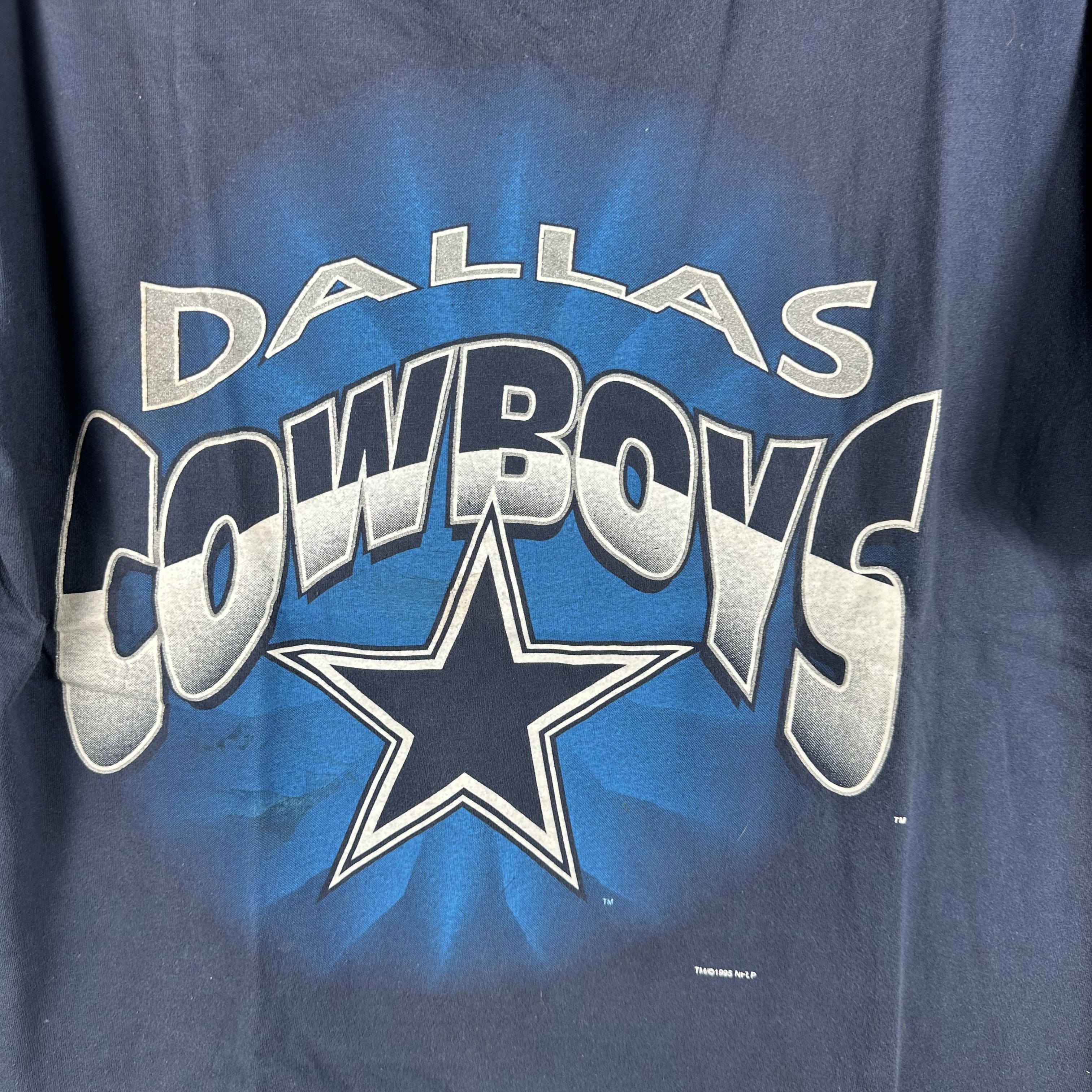 Vintage ​Vintage 1995 Dallas Cowboys Football NFL Graphic T-shirt Size US XL / EU 56 / 4 - 2 Thumbnail