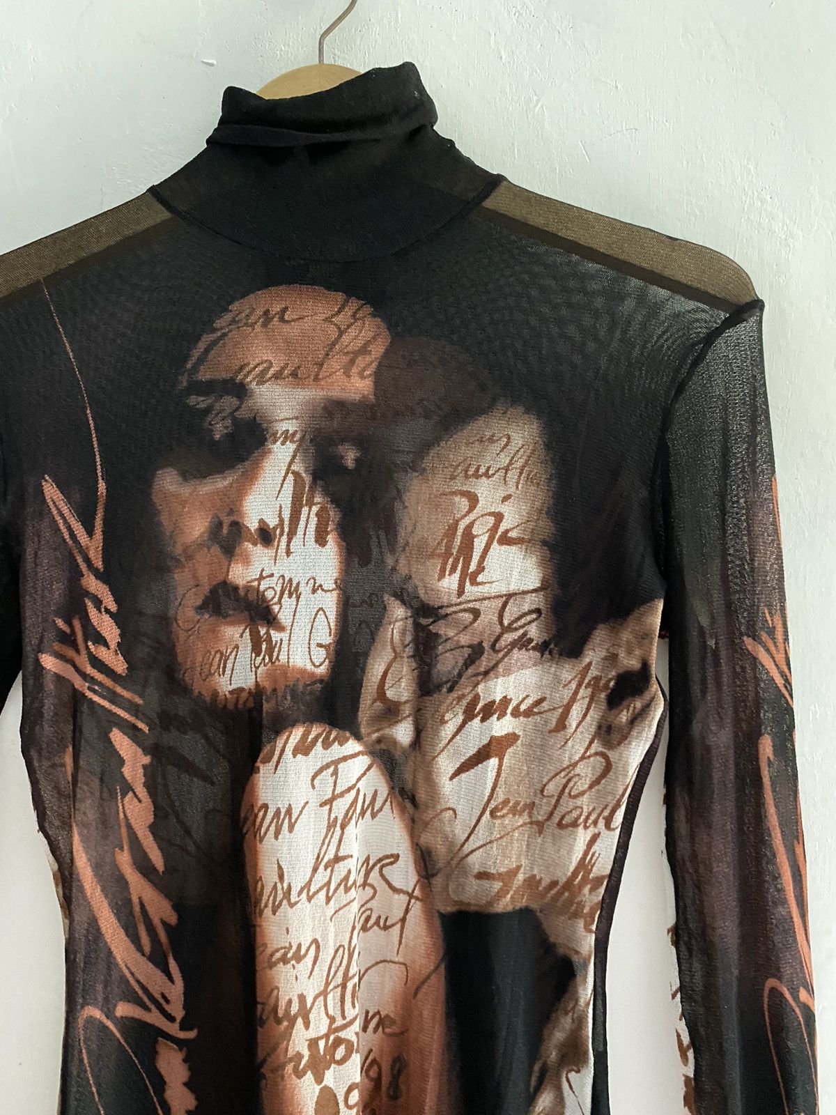 Jean Paul Gaultier AW 97/98 Jean Paul Gaultier kissing lovers mesh top Size US L / EU 52-54 / 3 - 3 Thumbnail