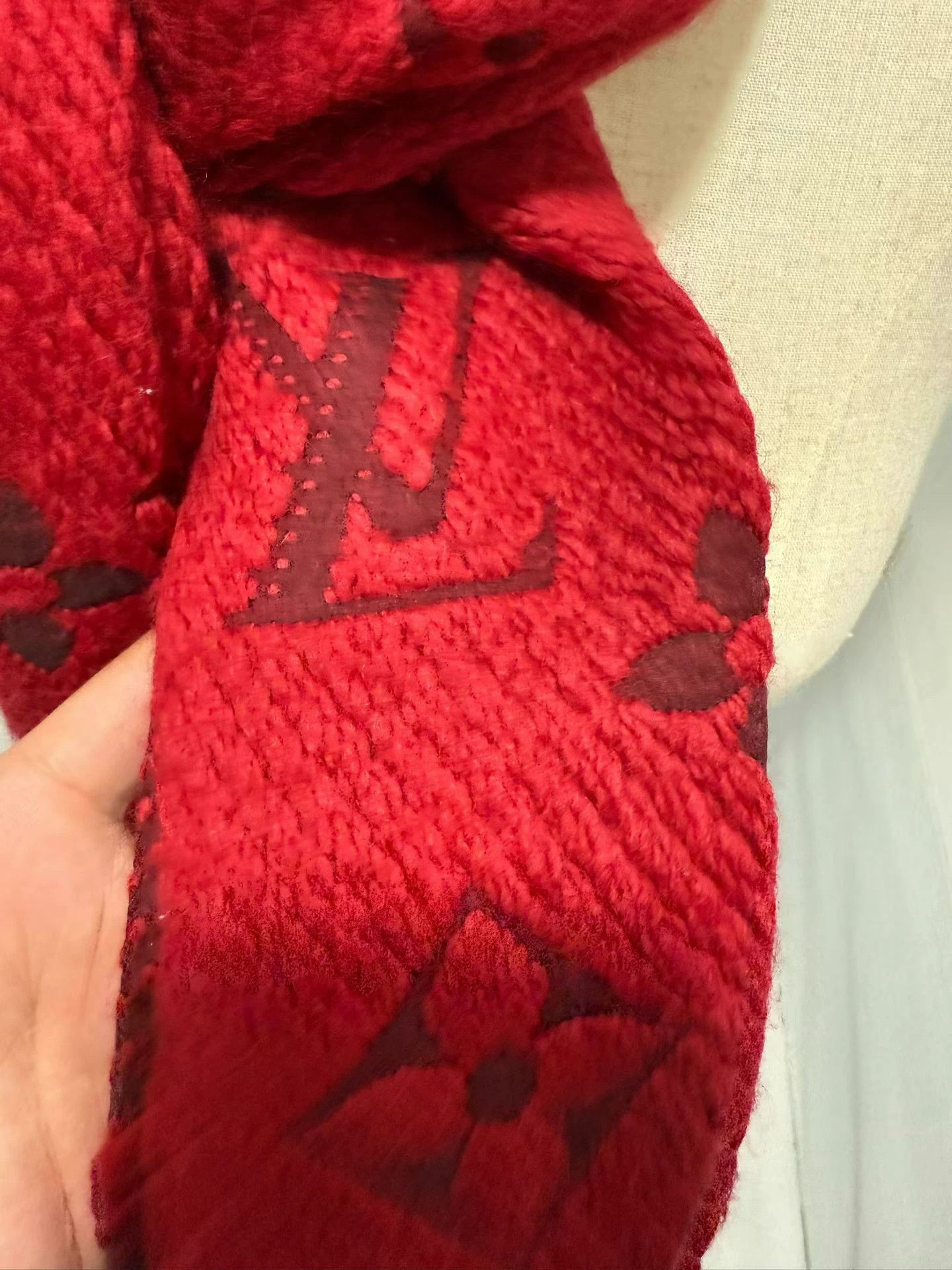 Louis Vuitton [99% New] Louis Vuitton monogram wool scarf Size ONE SIZE - 3 Thumbnail