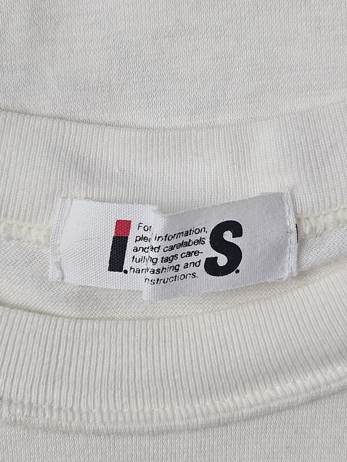 Issey Miyake Tsumori Chisato Issey Miyake IS iconic logo tee shirt Size US M / EU 48-50 / 2 - 4 Thumbnail