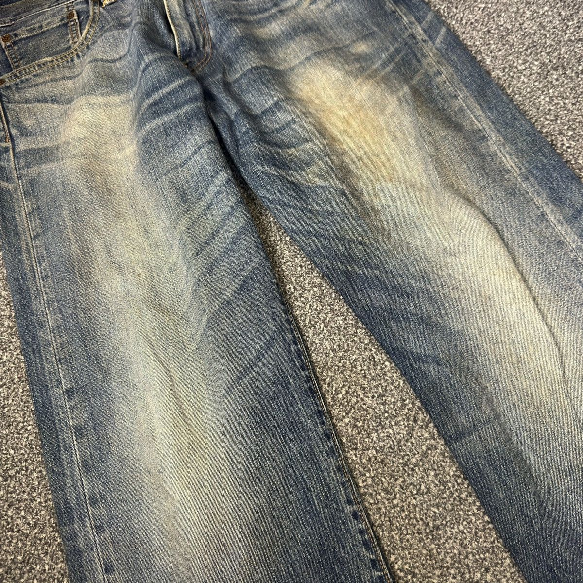 Engineered Garments × Levi's Y2K Baggy Levis 503 Bovine Leather Patch Denim Size US 33 - 4 Thumbnail