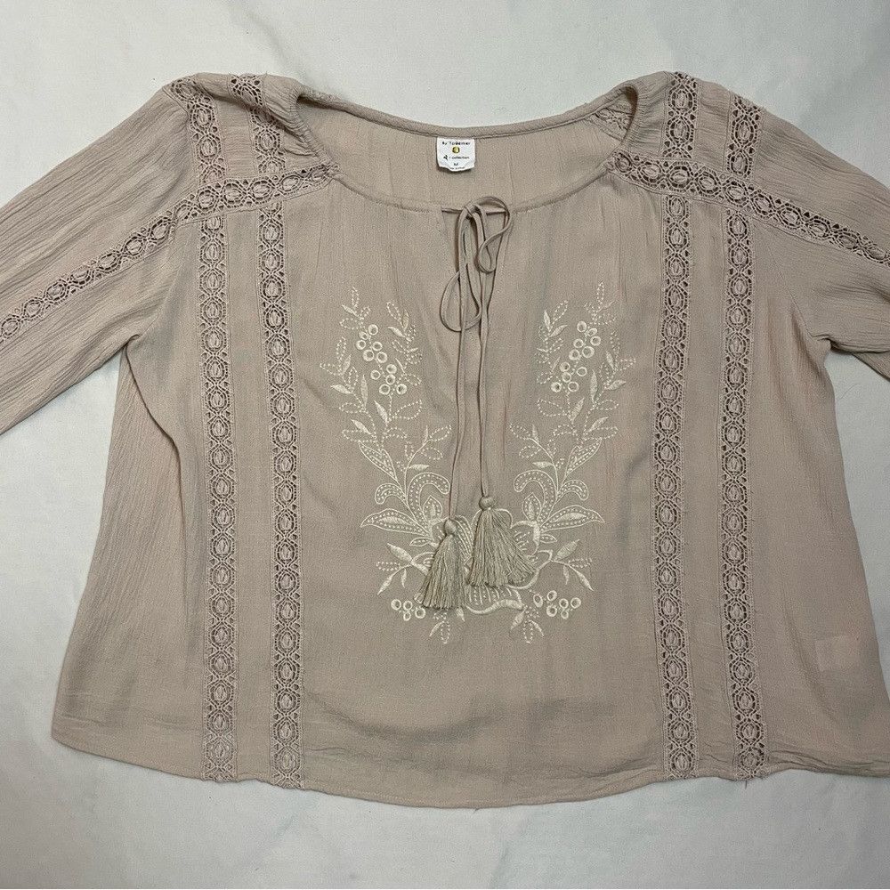 By Together By Together Beige Embroidered Lace Details Rayon Cotton Tun Size M / US 6-8 / IT 42-44 - 6 Thumbnail